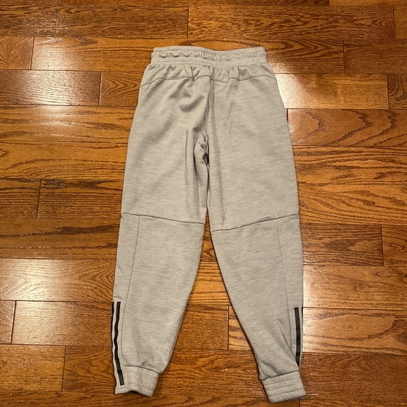 Mens Adidas sweatpants - Picture 5 of 5
